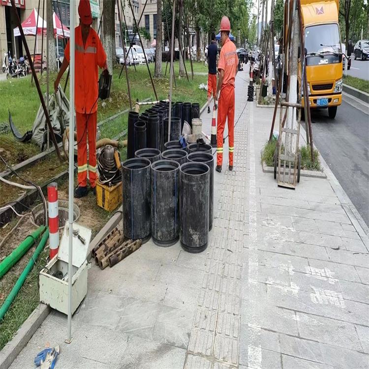 新龙管道短管置换修复